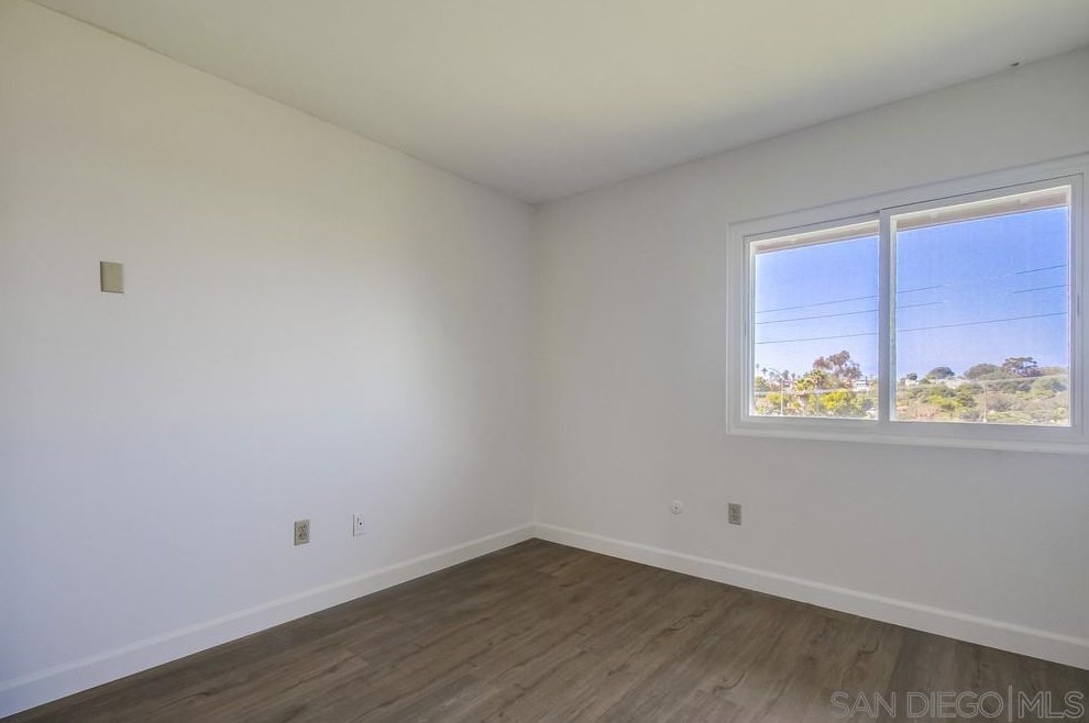 2310 Caminito Mira, San Diego CA  92107-1528 exterior