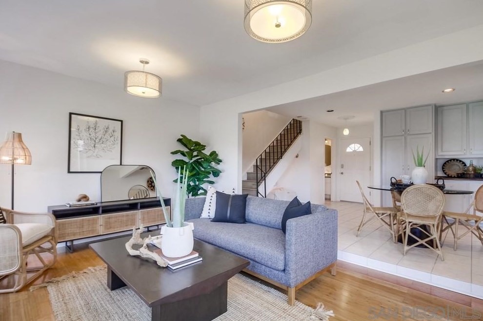 2310 Caminito Mira, San Diego CA  92107-1528 exterior