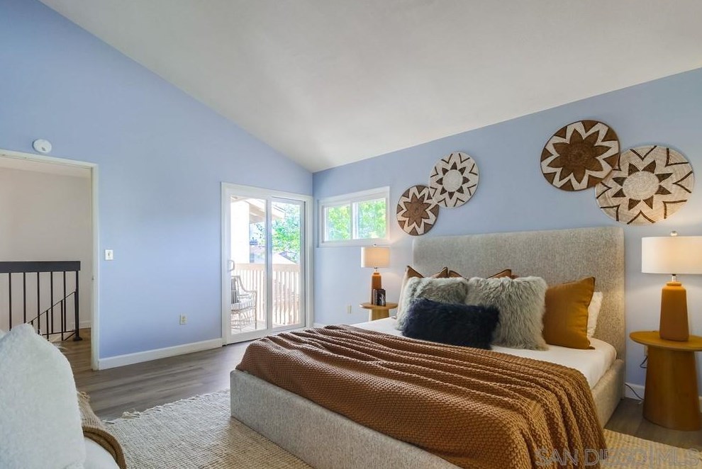 2310 Caminito Mira, San Diego CA  92107-1528 exterior