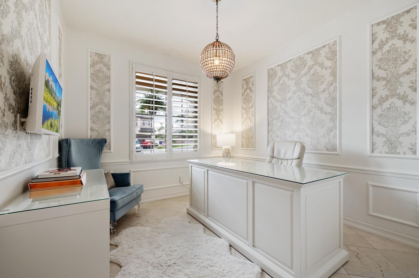 3805 Sacramento Dr, La Mesa CA  91941-6887 exterior