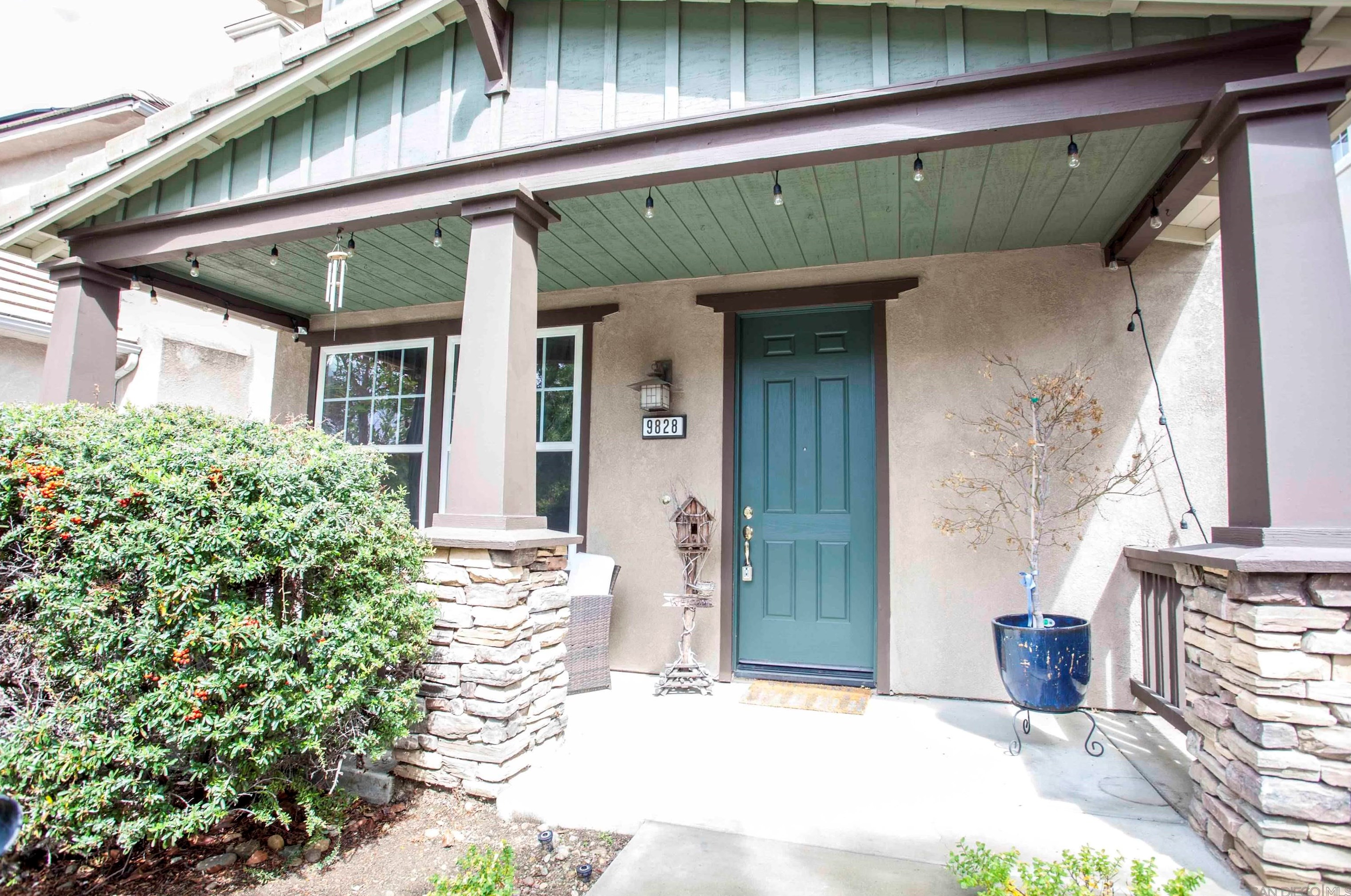 9828 Lone Quail Rd, San Diego, CA 92127-4448