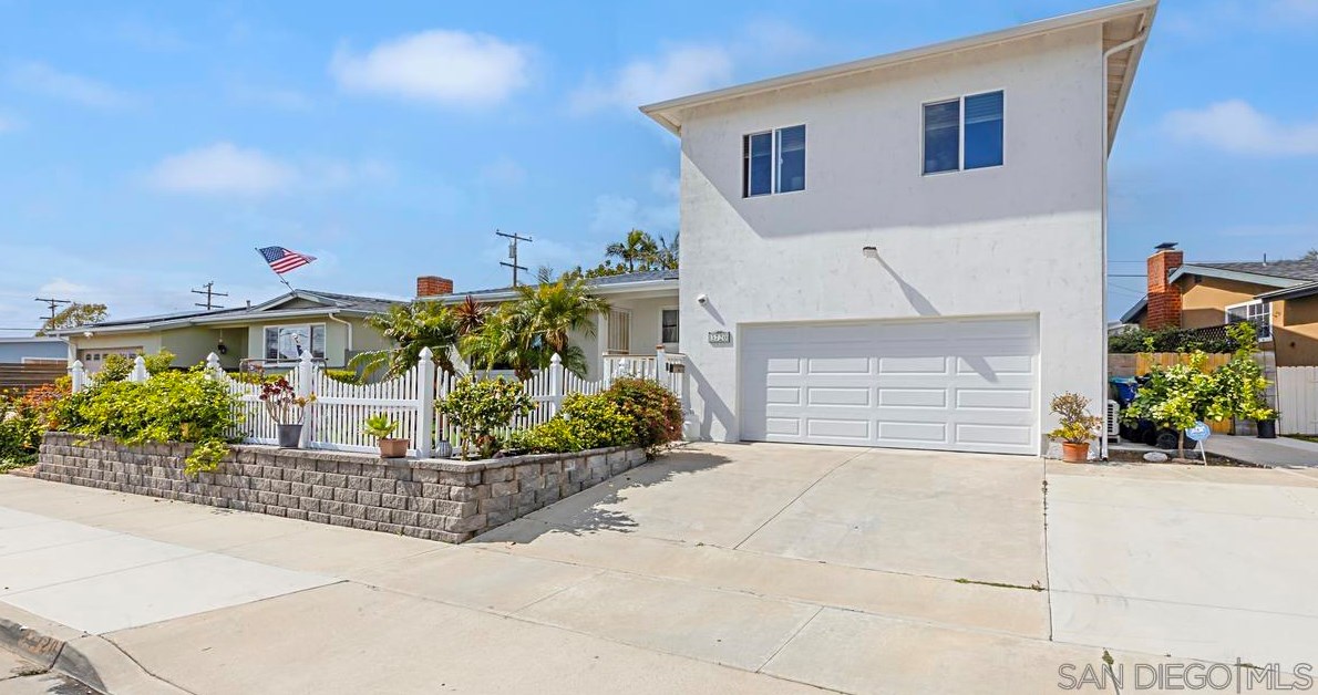 3720 Ben St, San Diego, CA 92111-4328