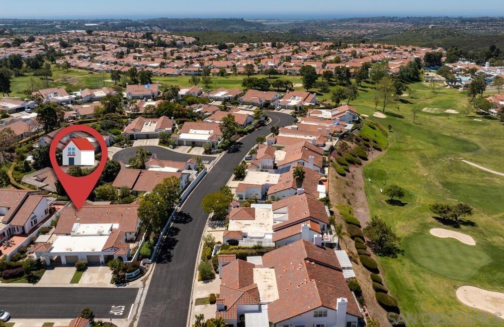 4909 Icaria Way, Oceanside CA  92056-5155 exterior