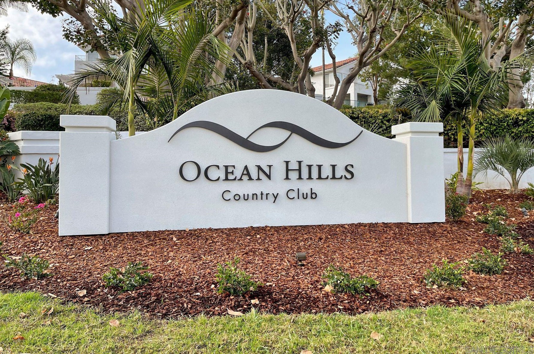 4909 Icaria Way, Oceanside CA  92056-5155 exterior