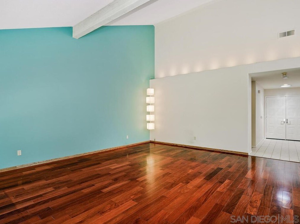 4909 Icaria Way, Oceanside CA  92056-5155 exterior