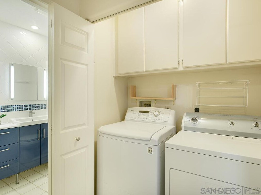 4909 Icaria Way, Oceanside CA  92056-5155 exterior