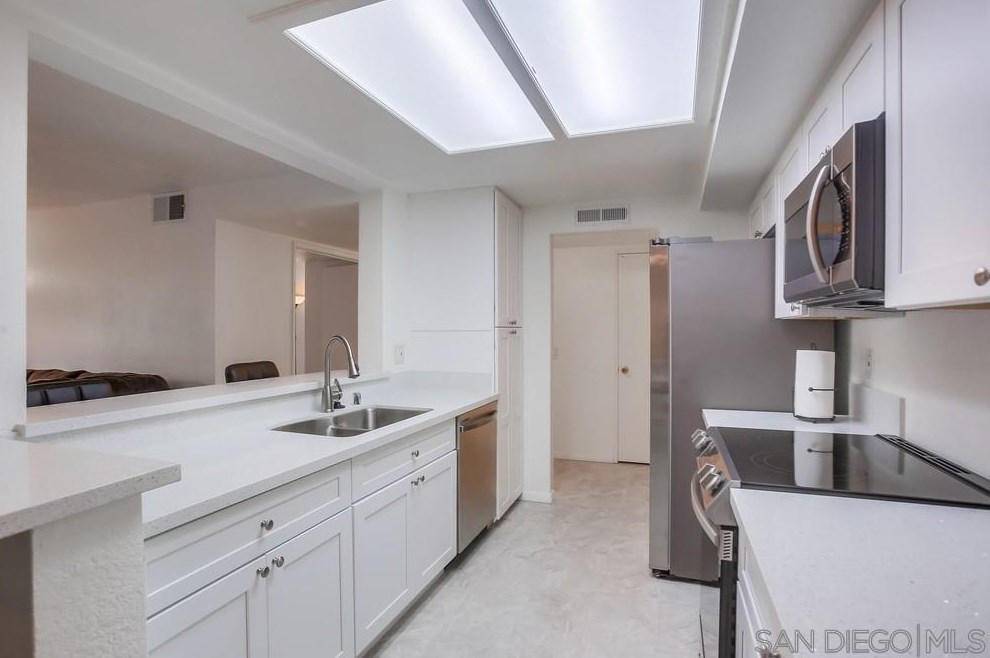 1010 Washington Ave, Escondido, CA 92025-3291
