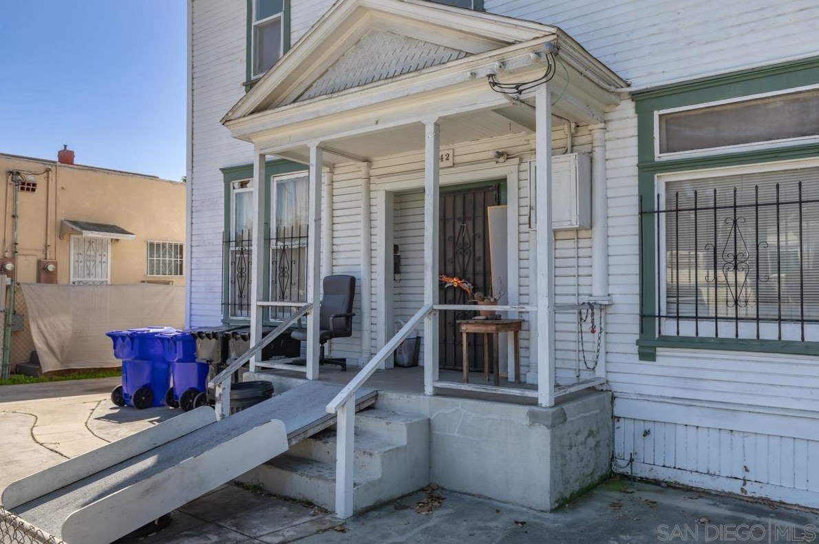 442 21st St, San Diego, CA 92102-2813