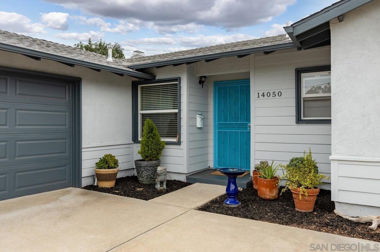 14050 Halper Rd, Poway, CA 92064