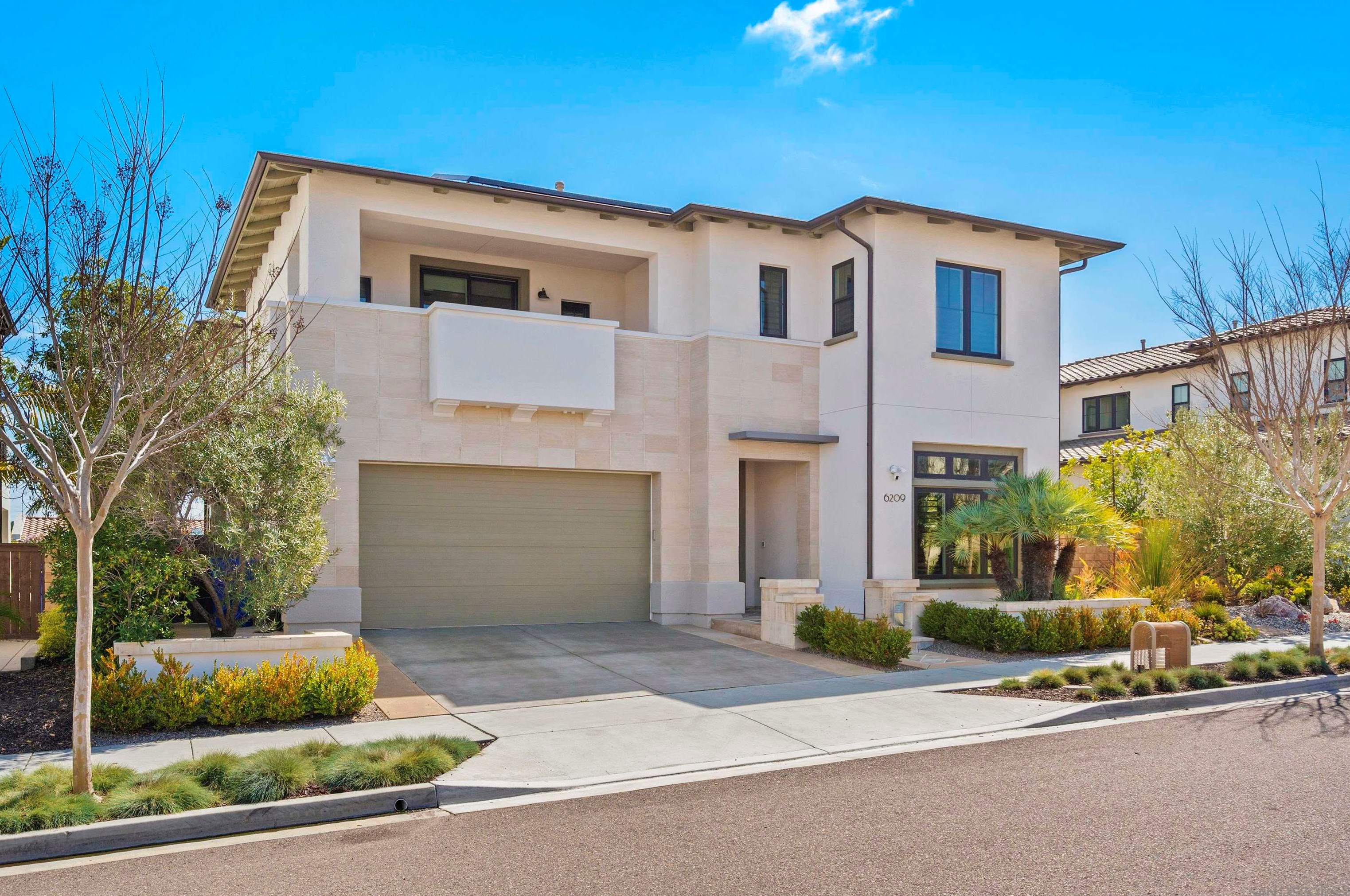 6209 Sagebrush Bend Way, San Diego, CA 92130