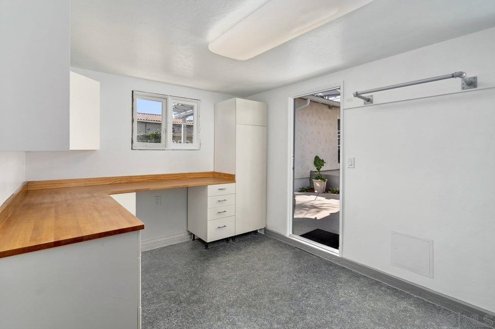 1151 Turquoise St, San Diego CA 92109-1247 exterior