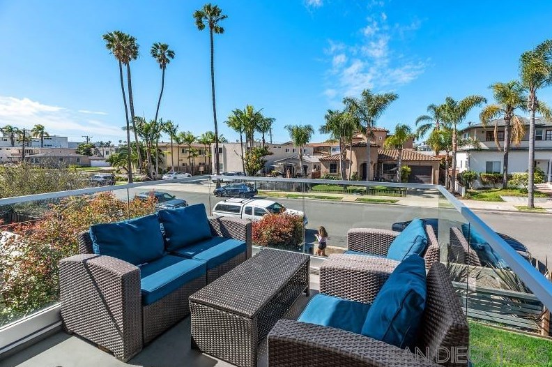 4025 Morrell St, San Diego CA 92109-4641 exterior