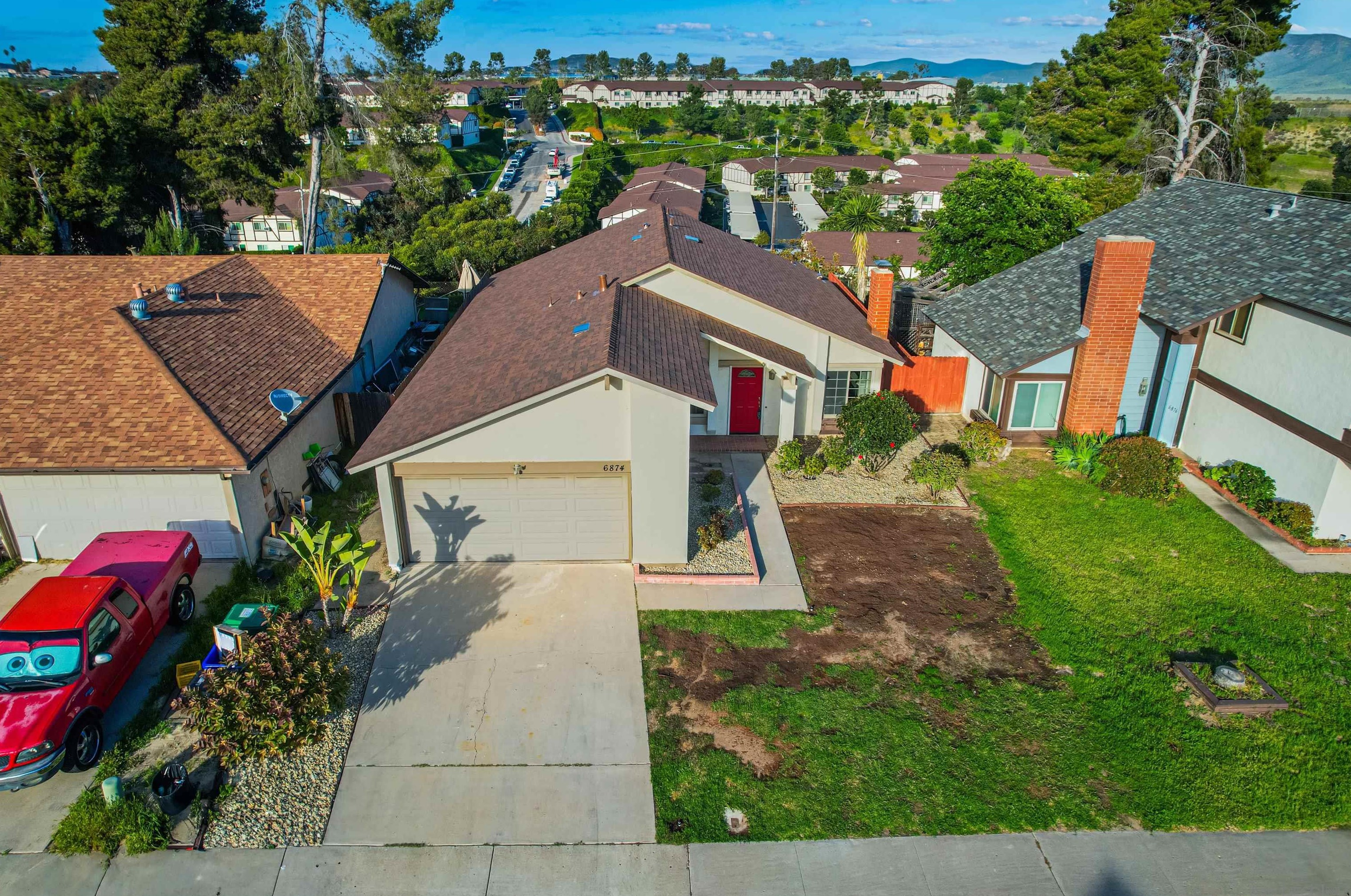 6874 Fuji St, San Diego, CA 92139