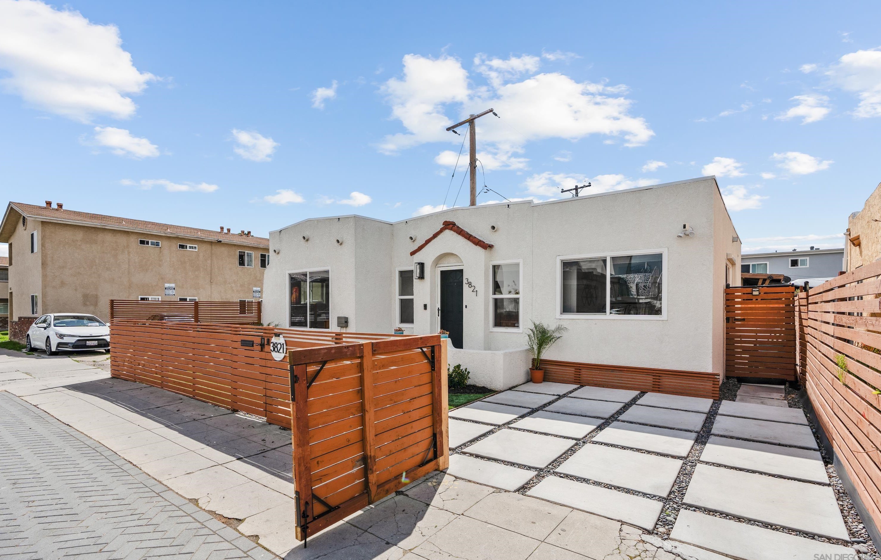 3821 Orange Ave, San Diego, CA 92105-1009