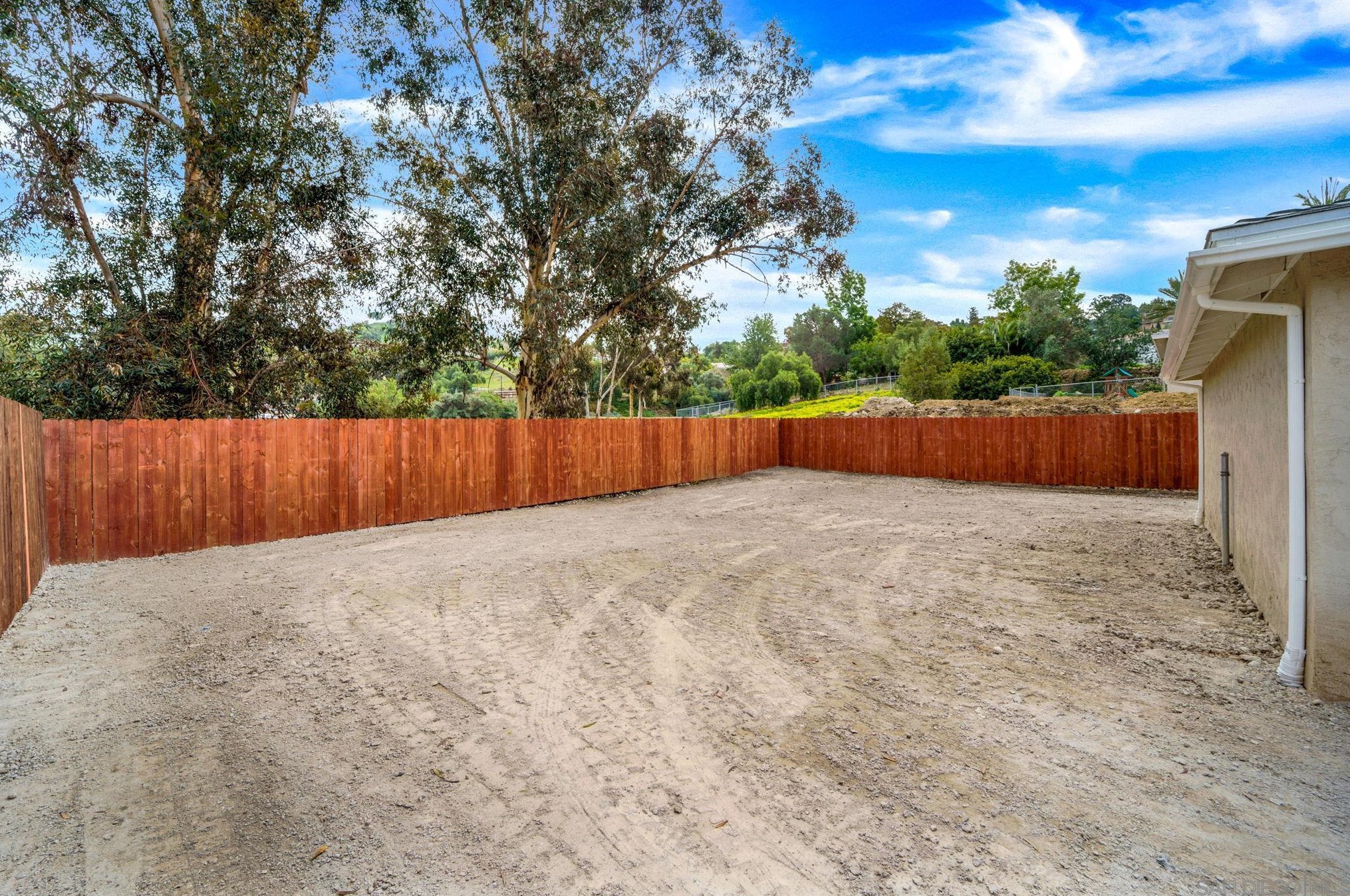9359 Lamar St, Spring Valley CA  91977-2802 exterior