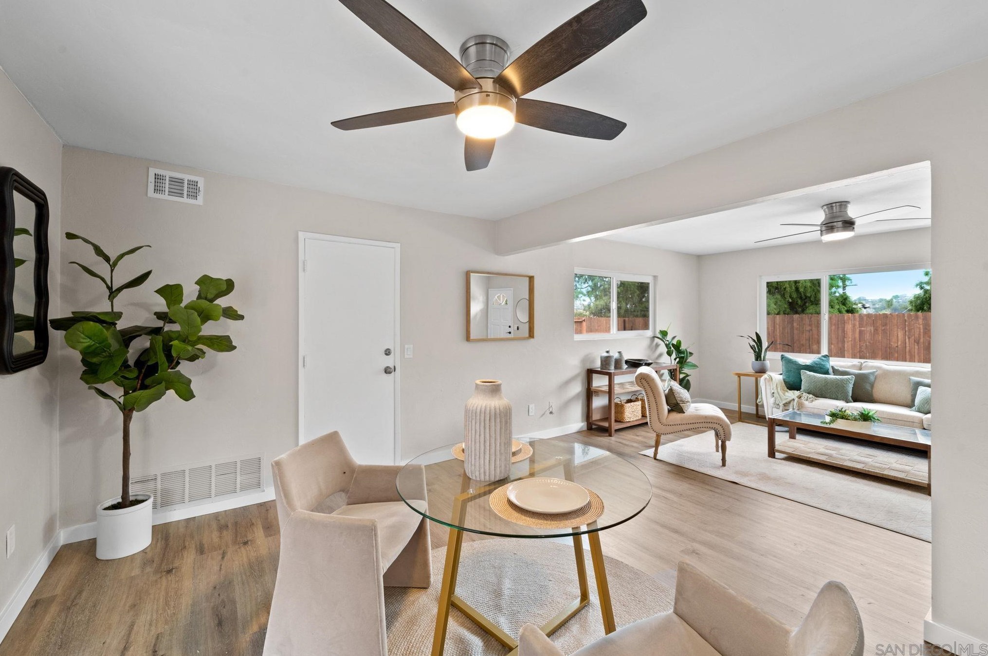 9359 Lamar St, Spring Valley CA  91977-2802 exterior