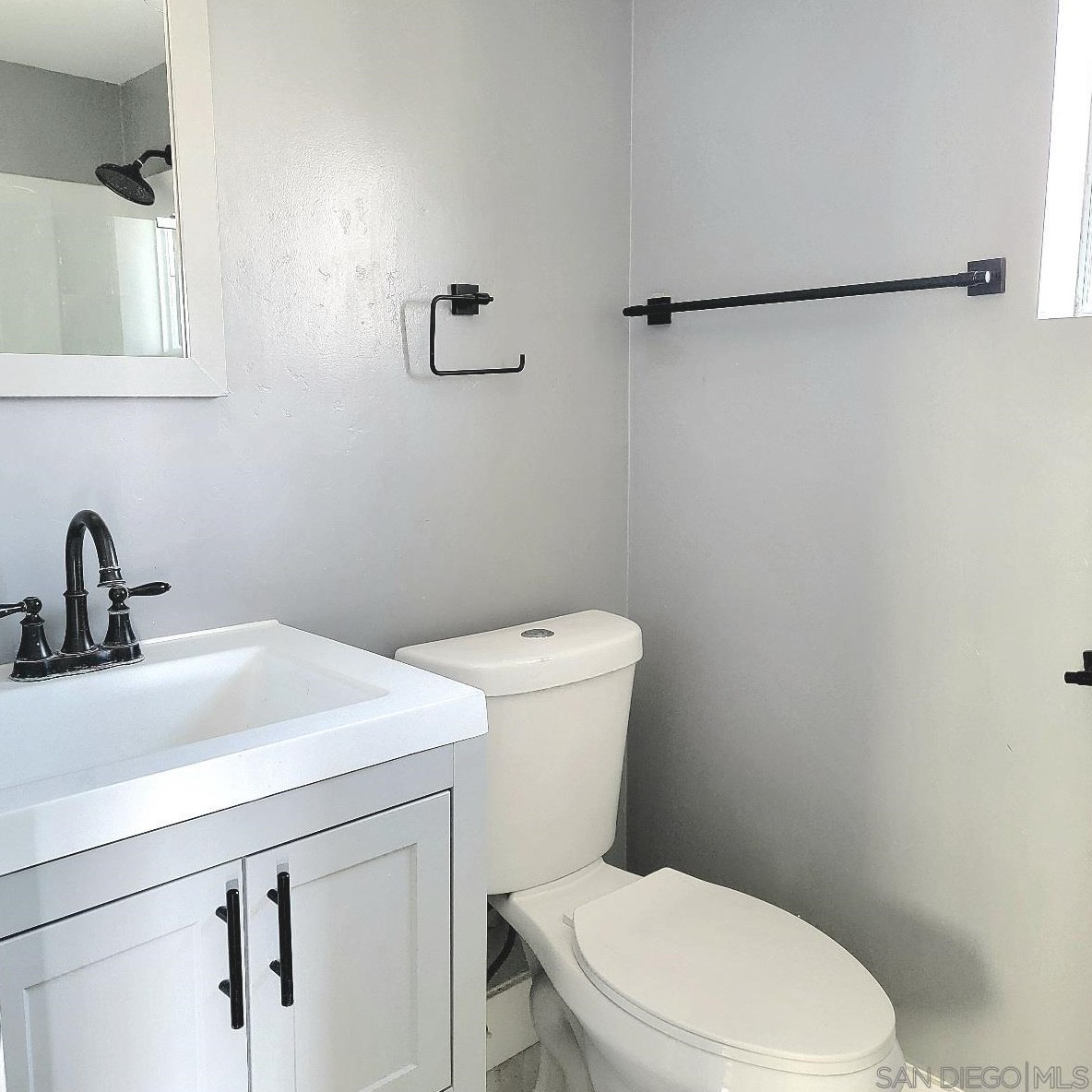 2743 Ridgeway Dr, National City CA  91950-7738 exterior
