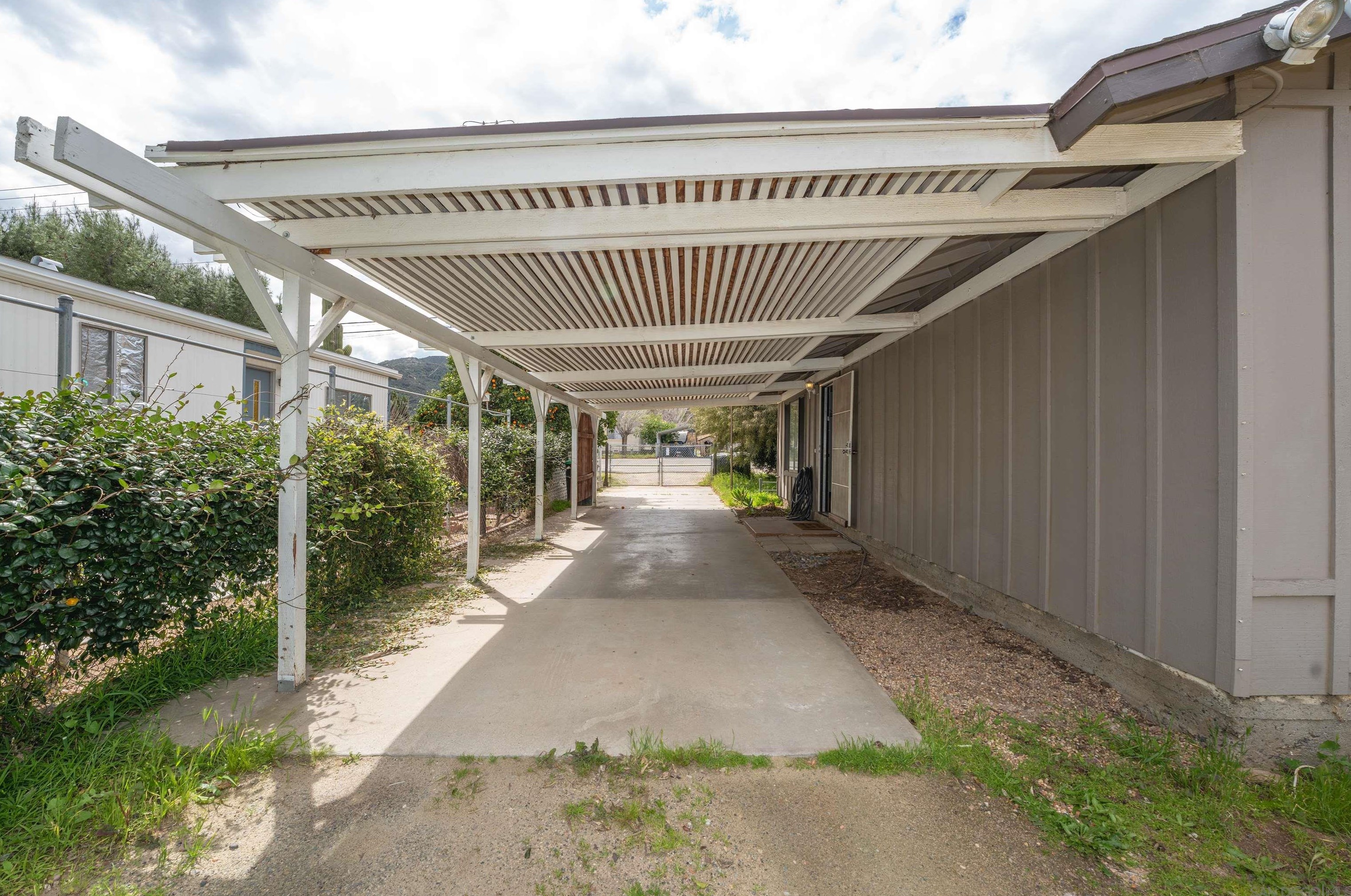21406 Grand Ave, Wildomar CA  92595-9314 exterior