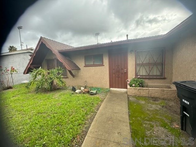 1547 Folkestone St, Spring Valley, CA 91977-3728