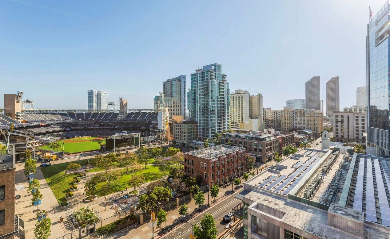 427 9th 1004, San Diego, CA 92101