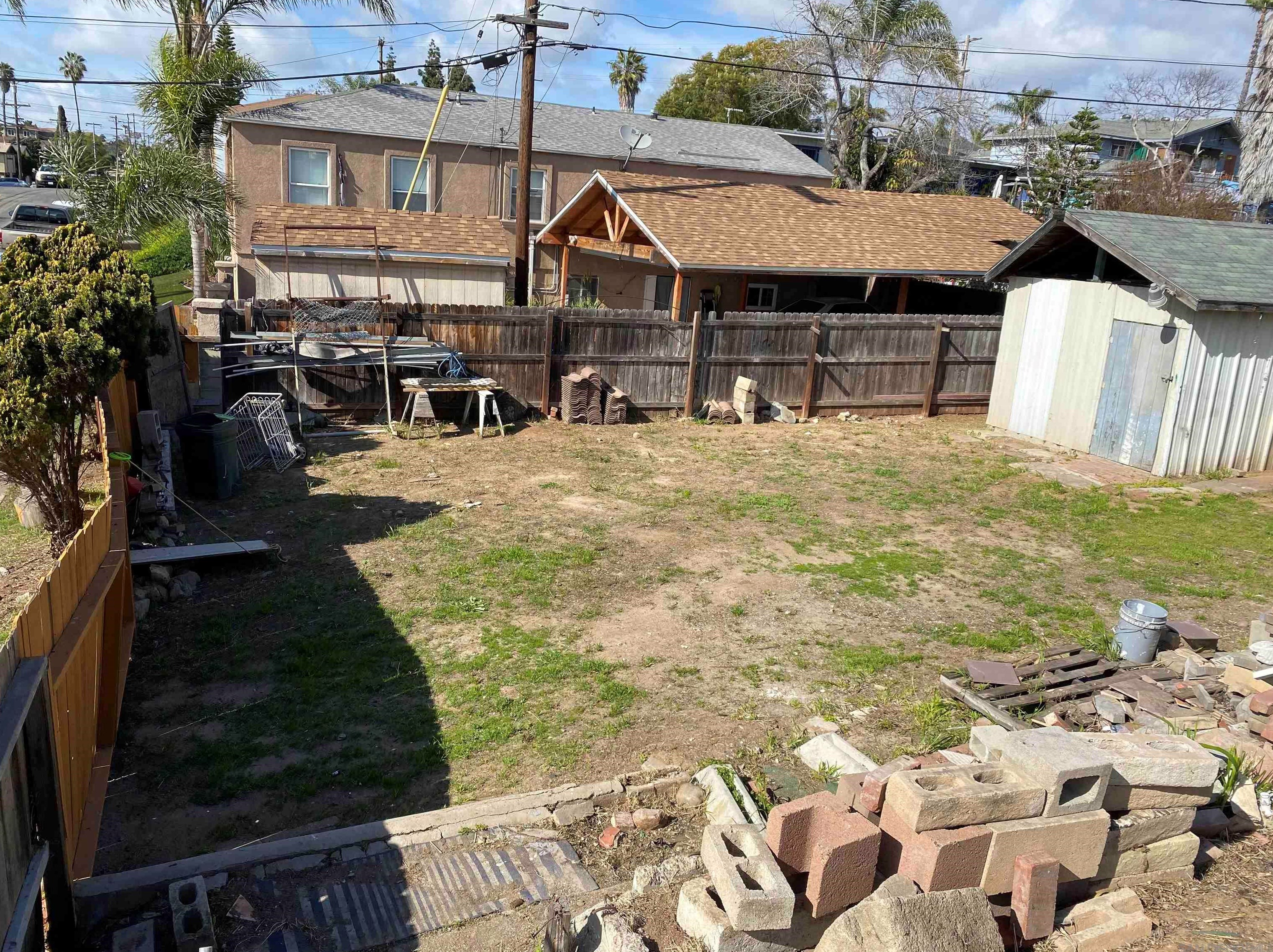 5504 Shaw St, San Diego, CA 92139-3028