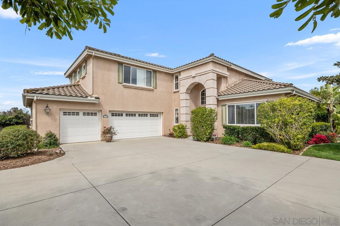 1697 Greenwood Pl, Escondido, CA 92029-4238