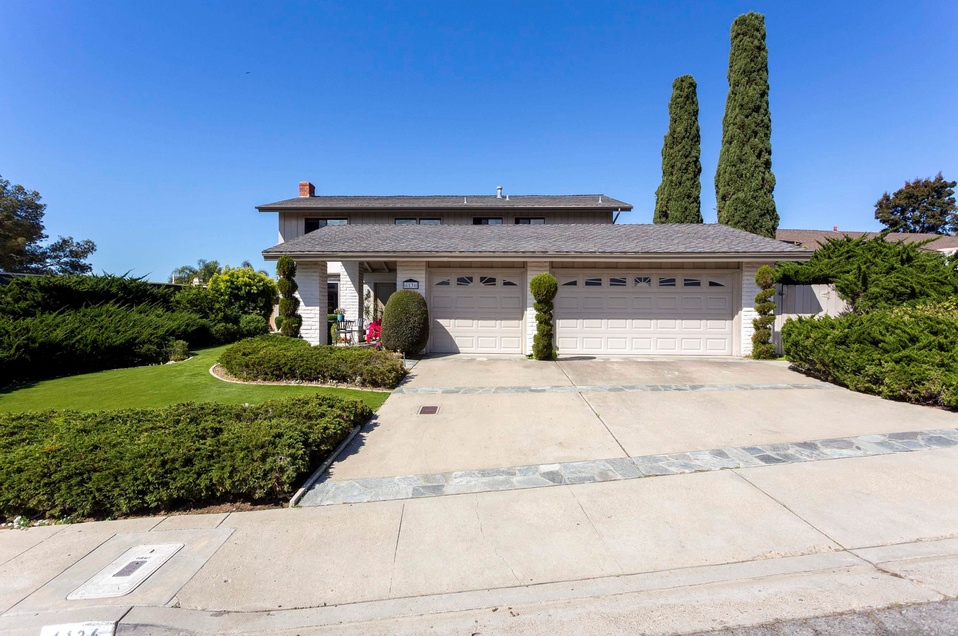 6136 Radcliffe Dr, San Diego, CA 92122-3312