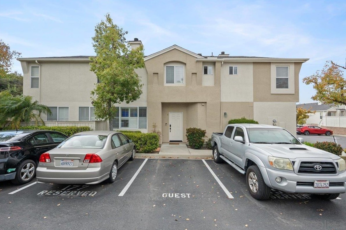 11877 Spruce Run Dr, San Diego, CA 92131-3714