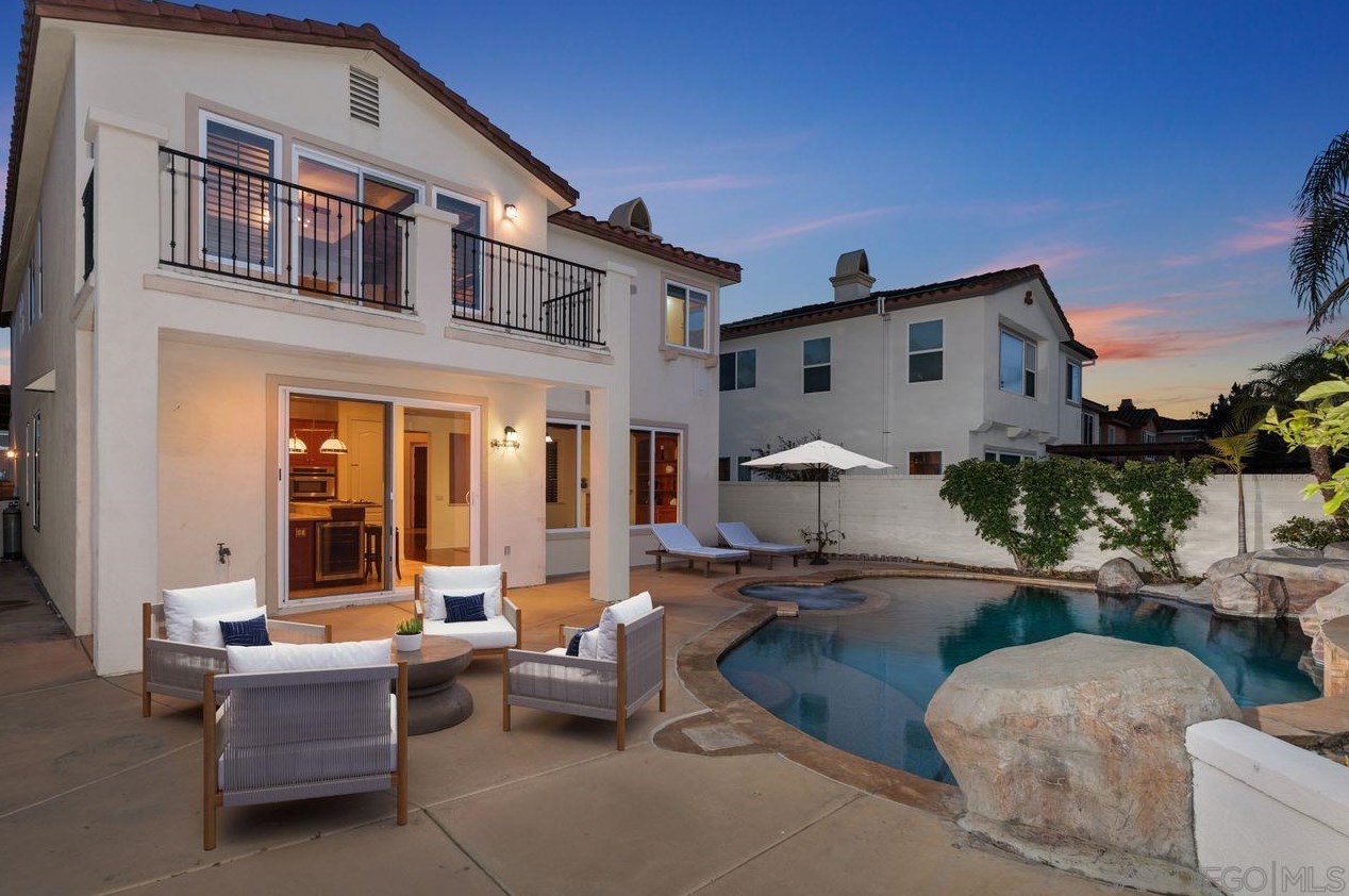 13032 Chambord Way, San Diego, CA 92130-5702
