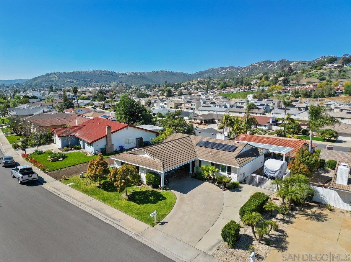 1210 Portola Ave, Escondido, CA 92026-1734