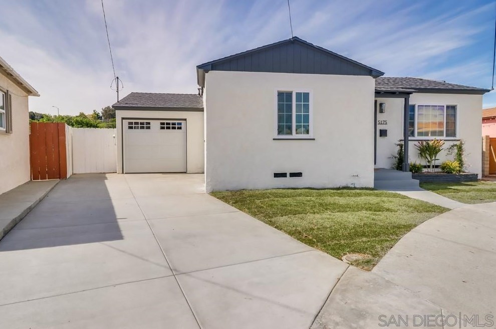 5175 Silk Pl, San Diego, CA 92105-5423