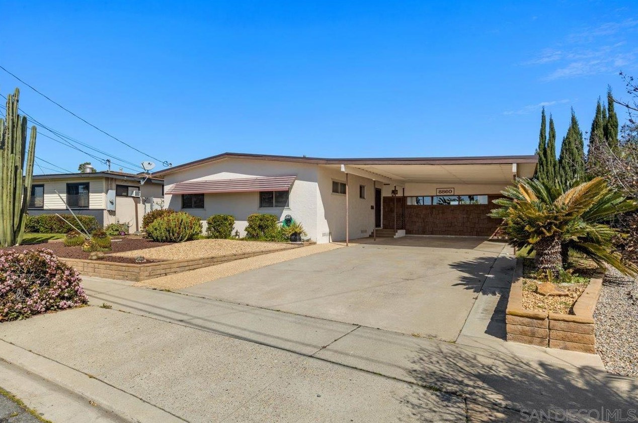8860 Raejean Ave, San Diego, CA 92123-3912
