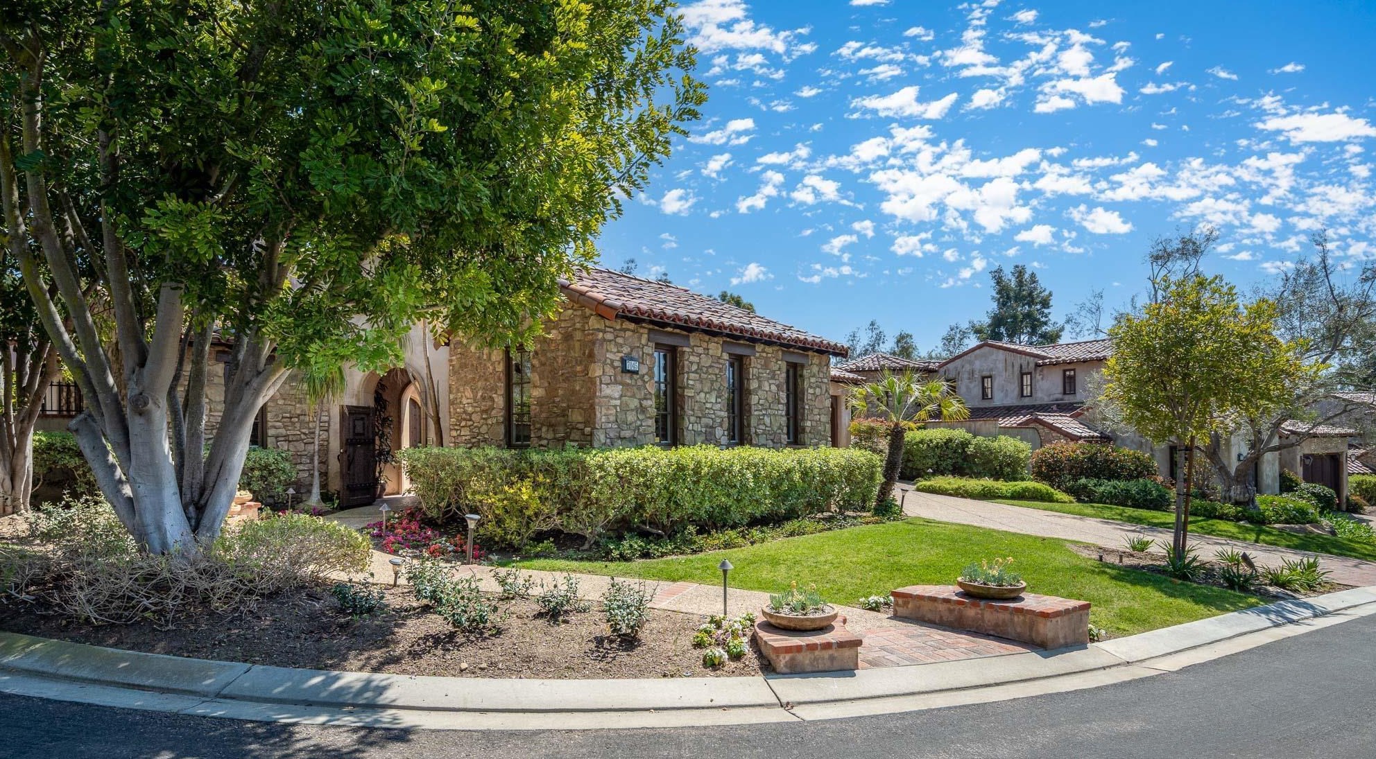 7045 Corte Laguna, Rancho Santa Fe, CA 92091-0275