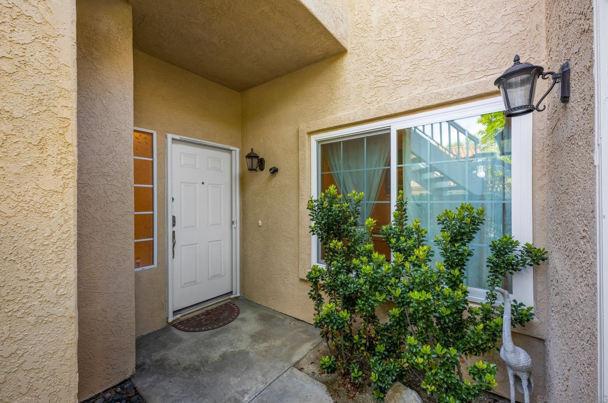 3842 Creststone Pl, San Diego, CA 92130-1501
