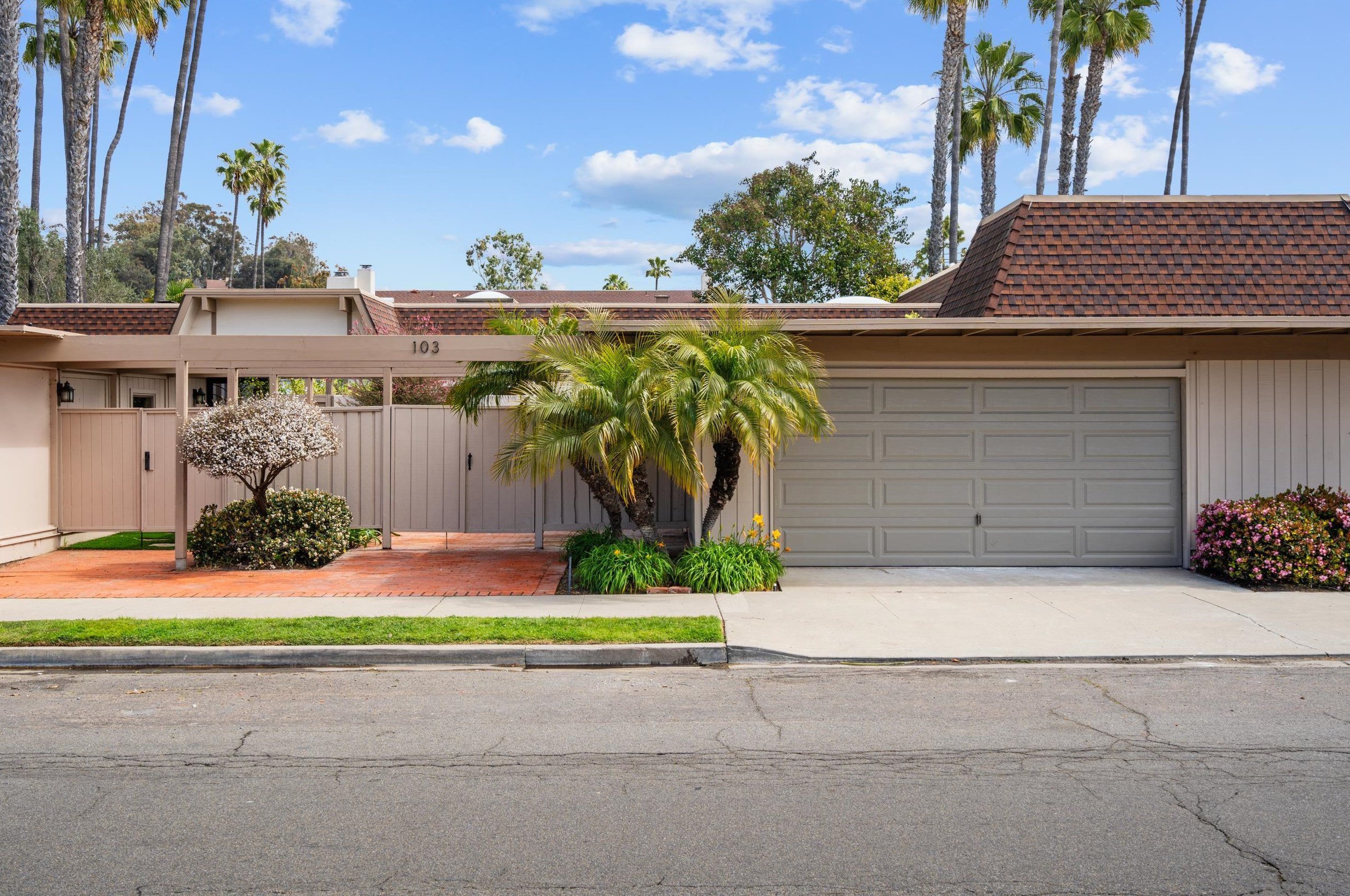 103 Cancha De Golf, Rancho Santa Fe, CA 92091-4567