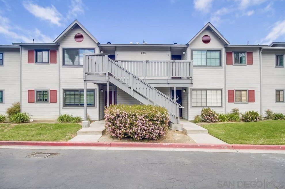 205 Camlau Dr F, Chula Vista, CA 91911
