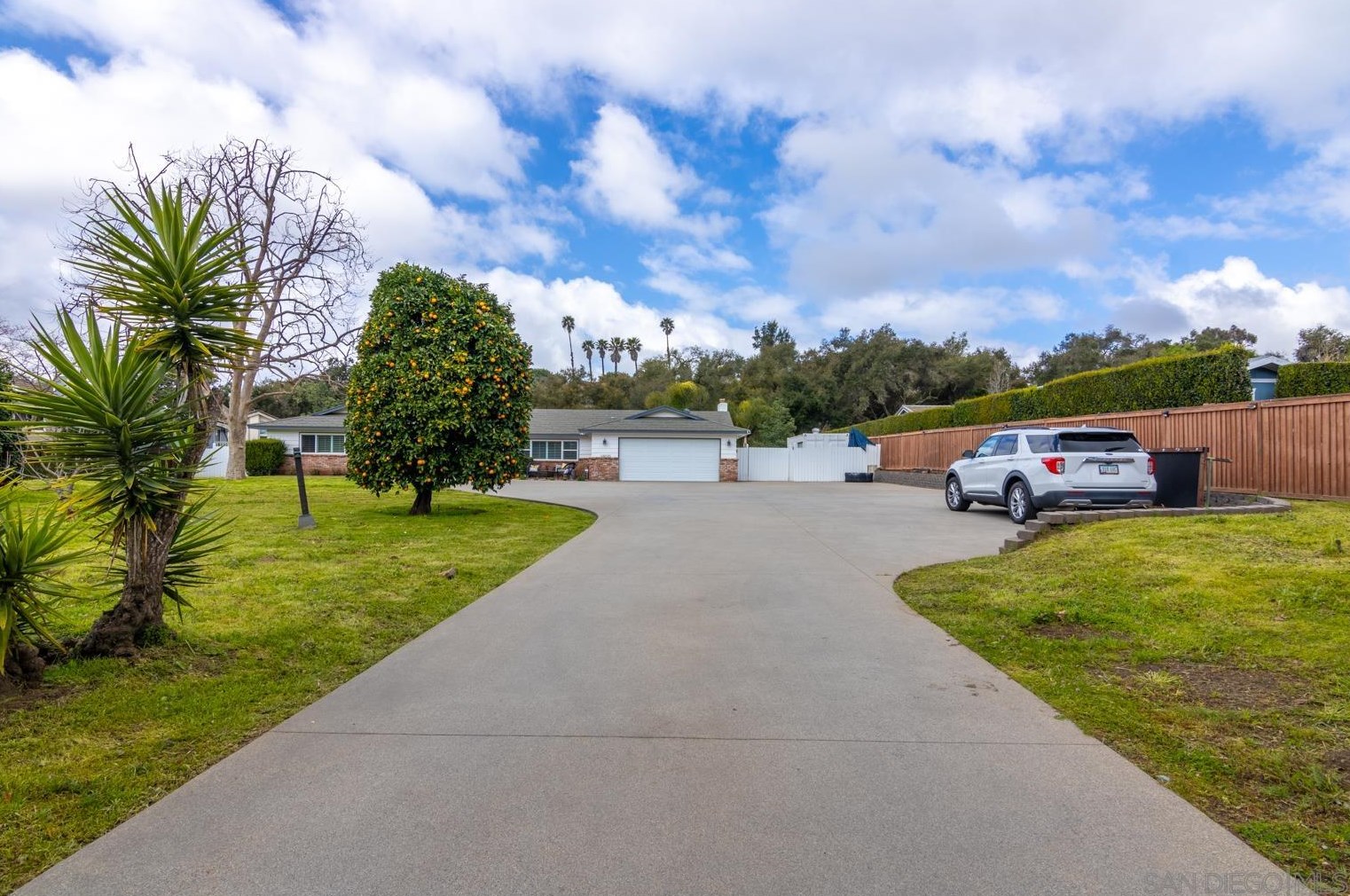 28035 Mountain Meadow Rd, Escondido, CA 92026