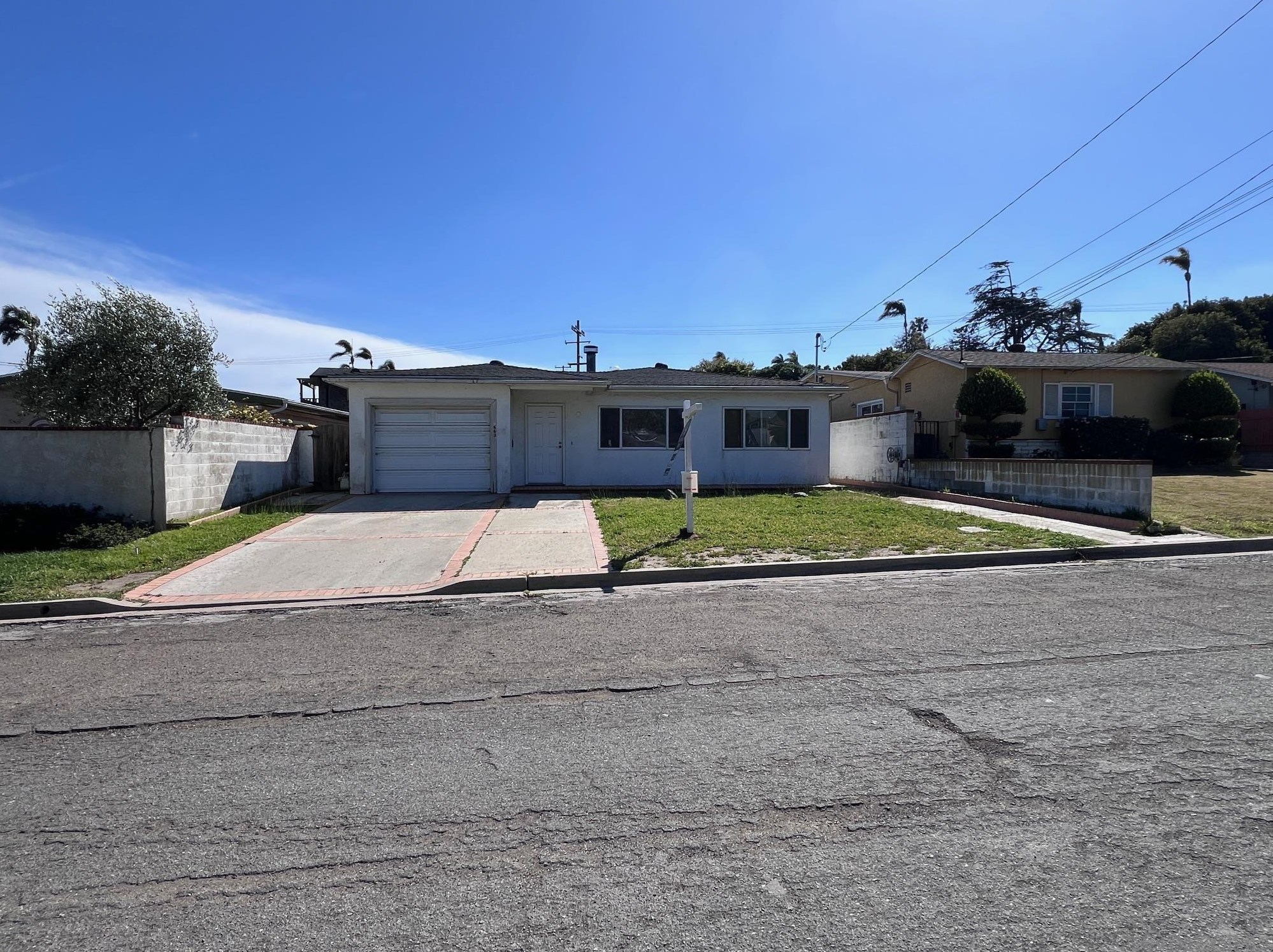 3663 Oleander Dr, San Diego, CA 92106-1155