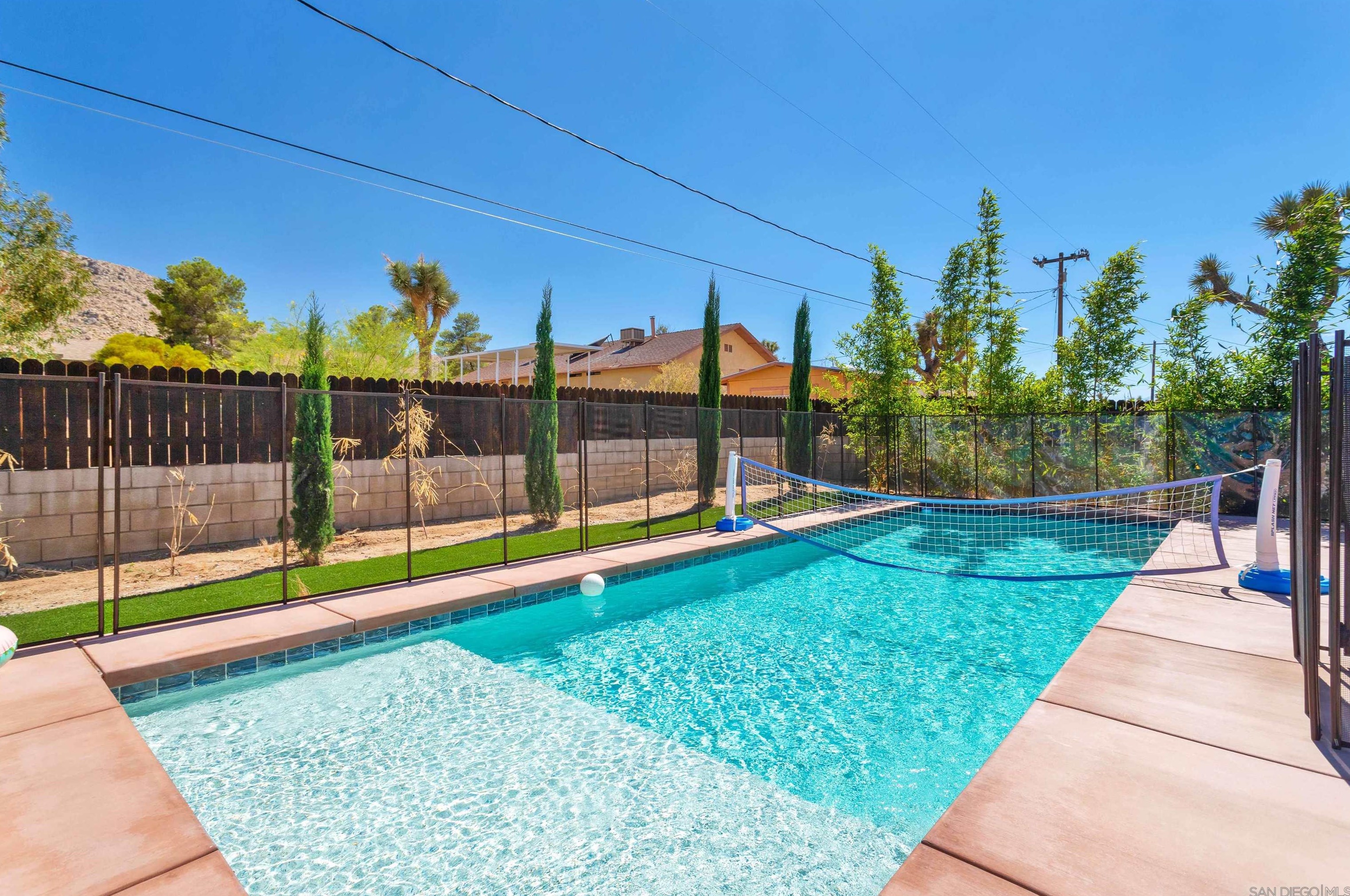 60291 Ln Mirada Trl, Joshua Tree CA 92252-2801 exterior