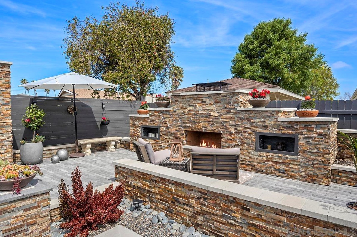 6038 Scripps St, San Diego CA  92122-3216 exterior