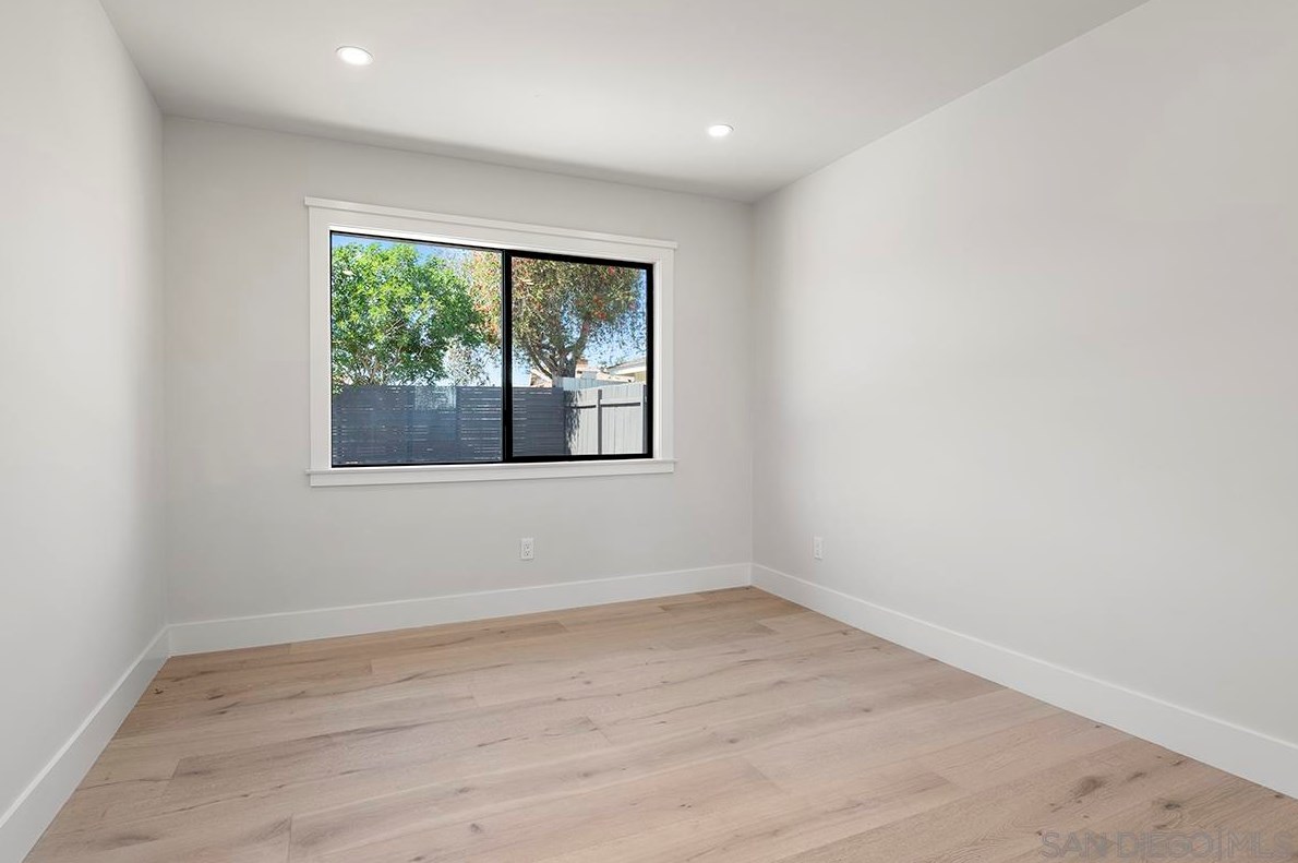 6038 Scripps St, San Diego CA  92122-3216 exterior