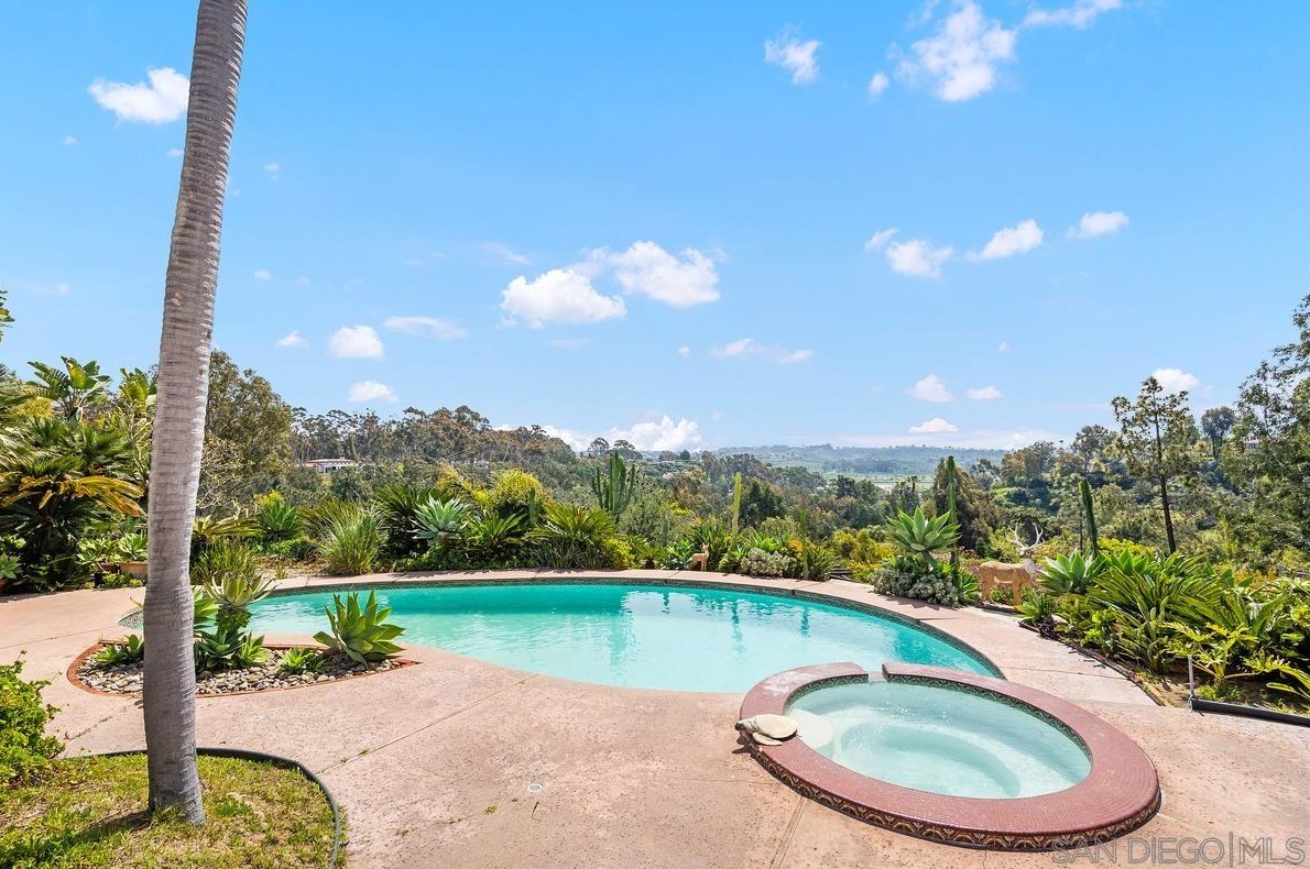 15216 El Camino Real, Rancho Santa Fe, CA 92091-9500