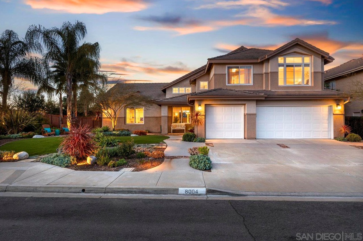 8004 Eclipse Rd, San Diego, CA 92129-4582