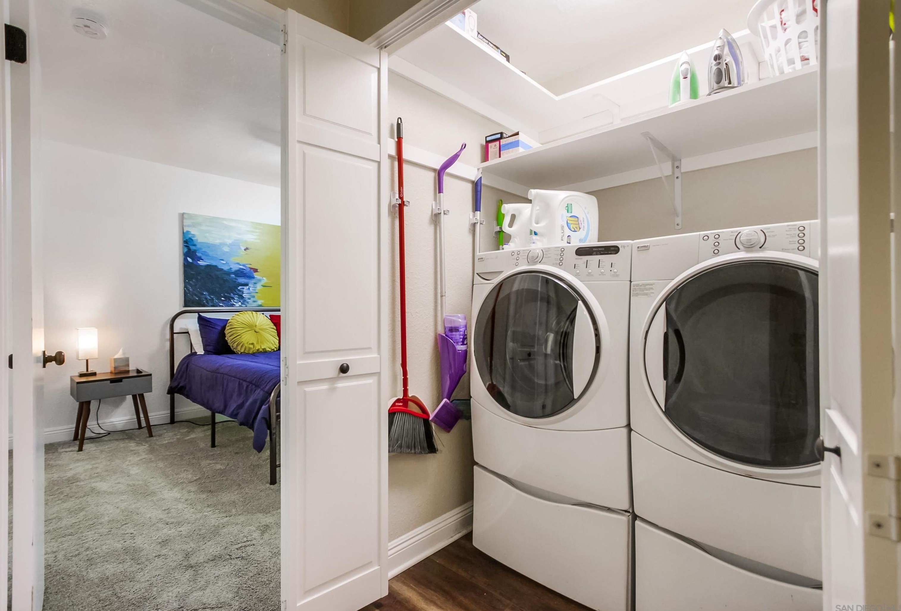 1566 La Vine Ln, Vista CA  92084-7268 exterior