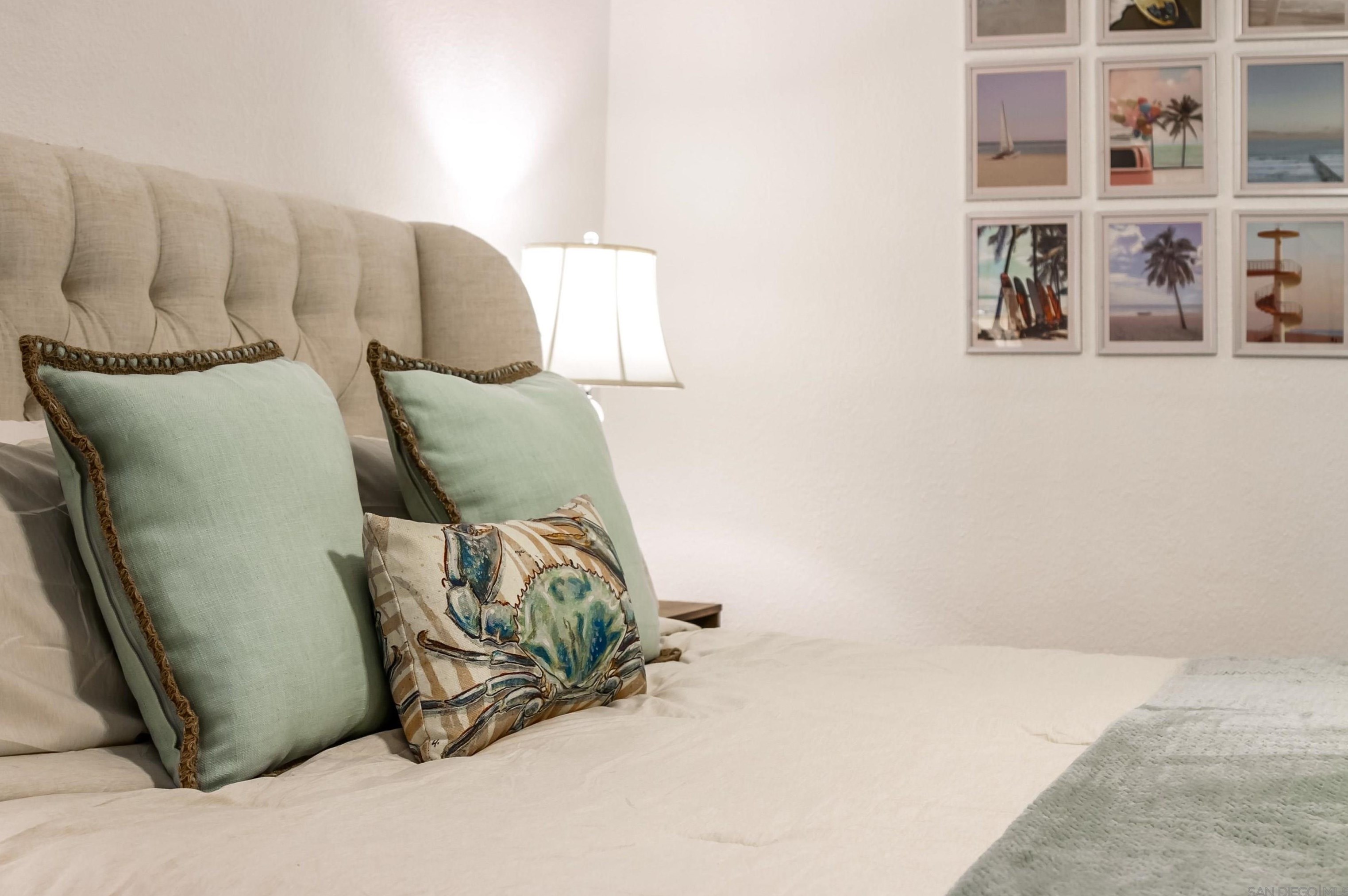 1566 La Vine Ln, Vista CA  92084-7268 exterior