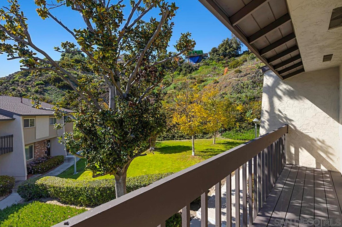 3311 Fairlomas Rd, National City CA  91950-8211 exterior