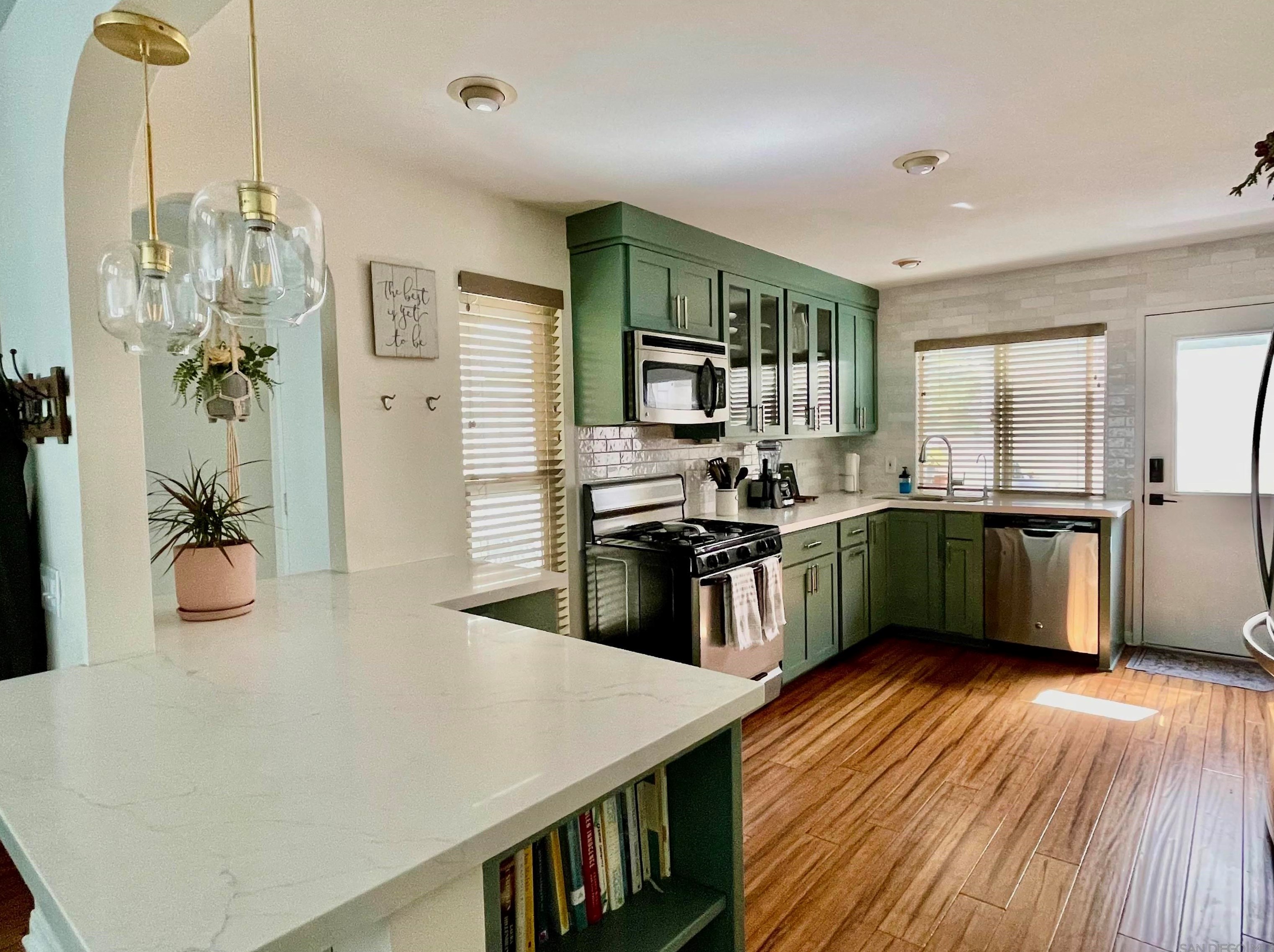 10240 Caminito Toronjo, San Diego, CA 92131-2013
