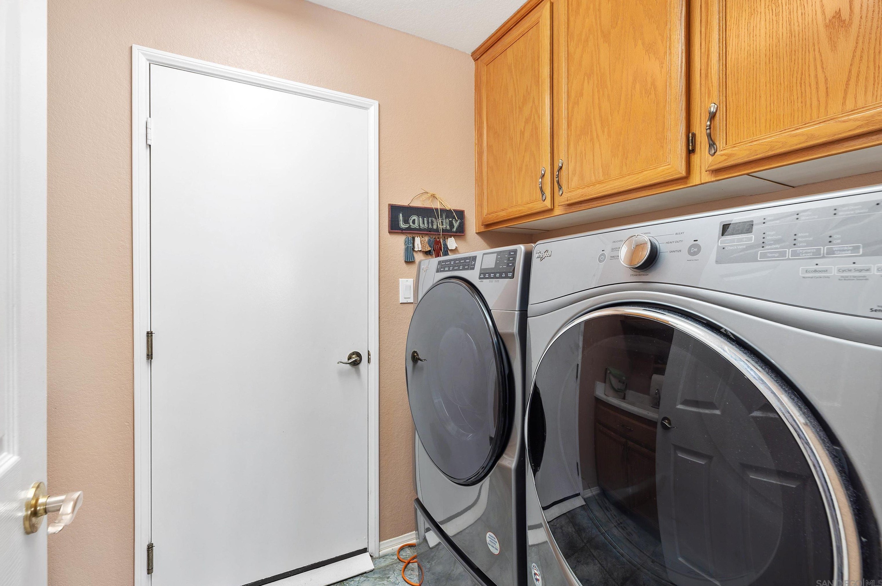 5213 Palmera Dr, Oceanside CA  92056-2117 exterior