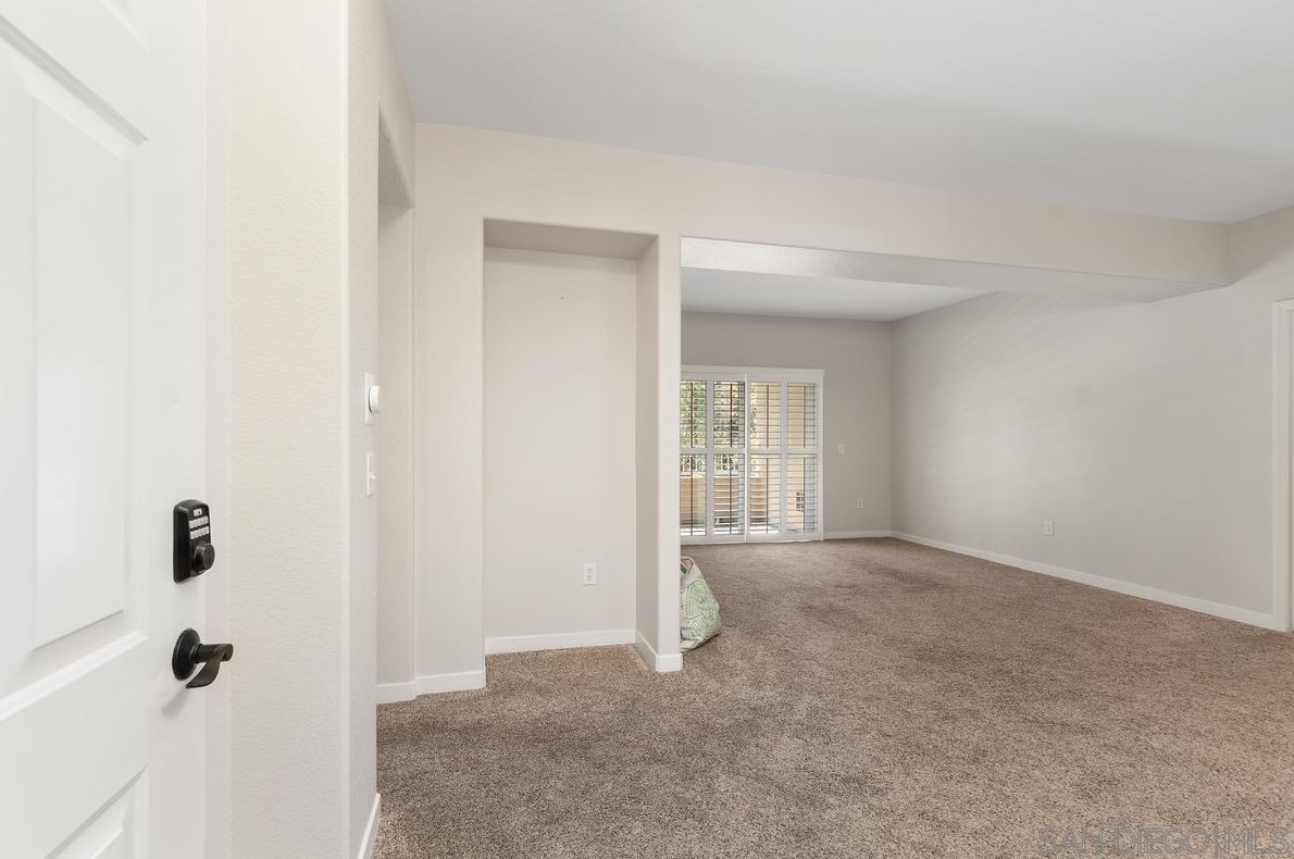 7683 Mission Gorge Rd, San Diego, CA 92120-1367