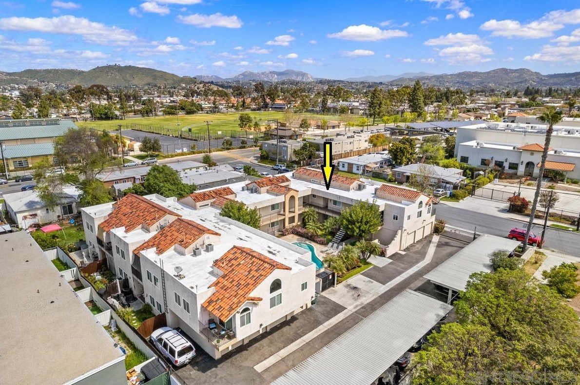 300 Roanoke Rd 15, El Cajon, CA 92020